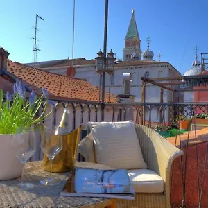 san-marco-with-terrace.hotelinveneto.com/